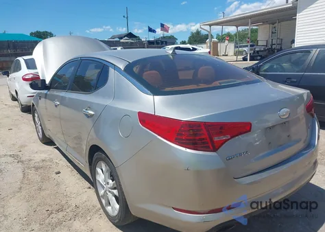 2013 Kia Optima Lx z USA, uszkodzony, nr VIN 5XXGM4A74DG216153